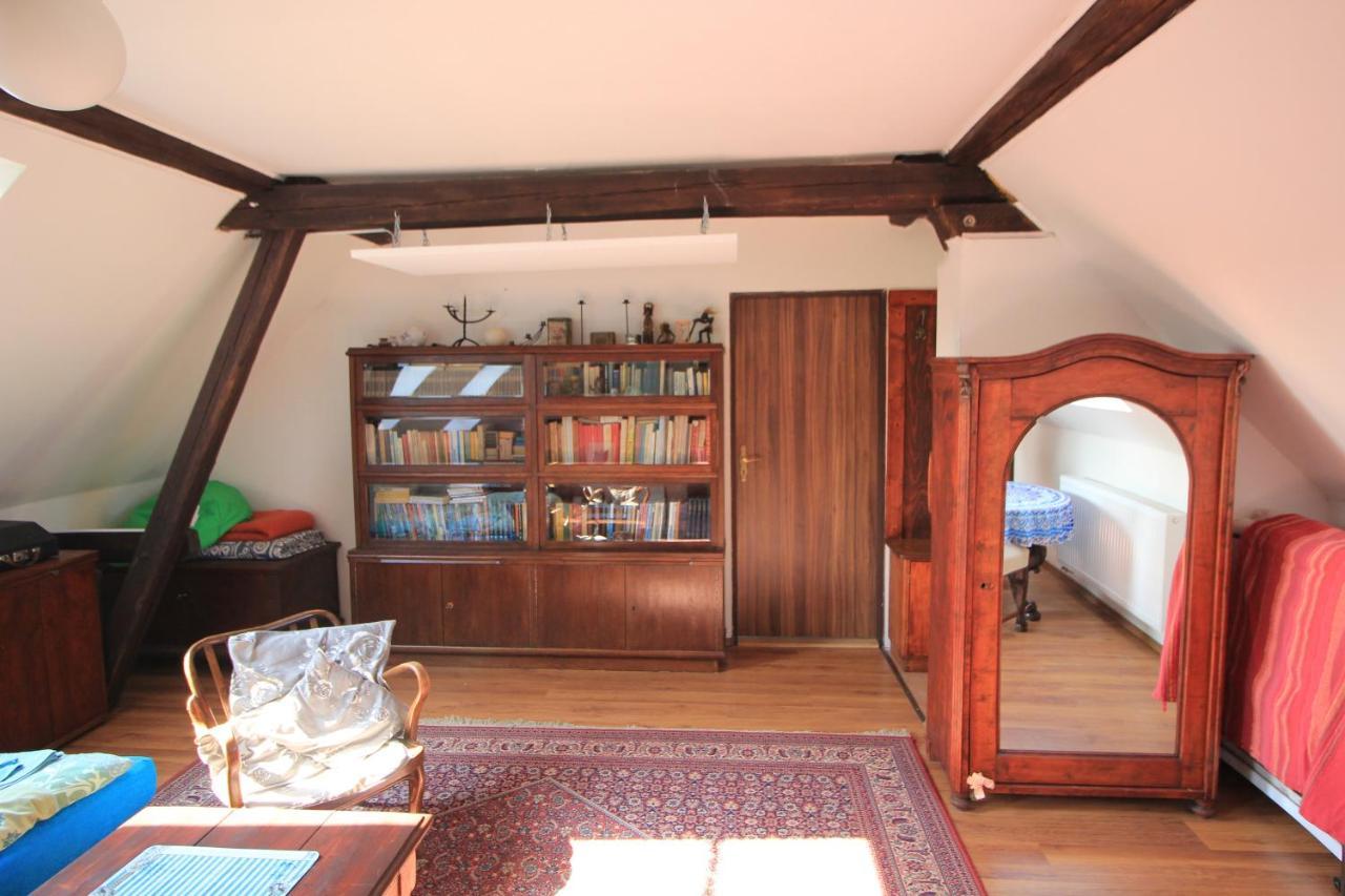 U Slunce Apartment Ostredek Bagian luar foto