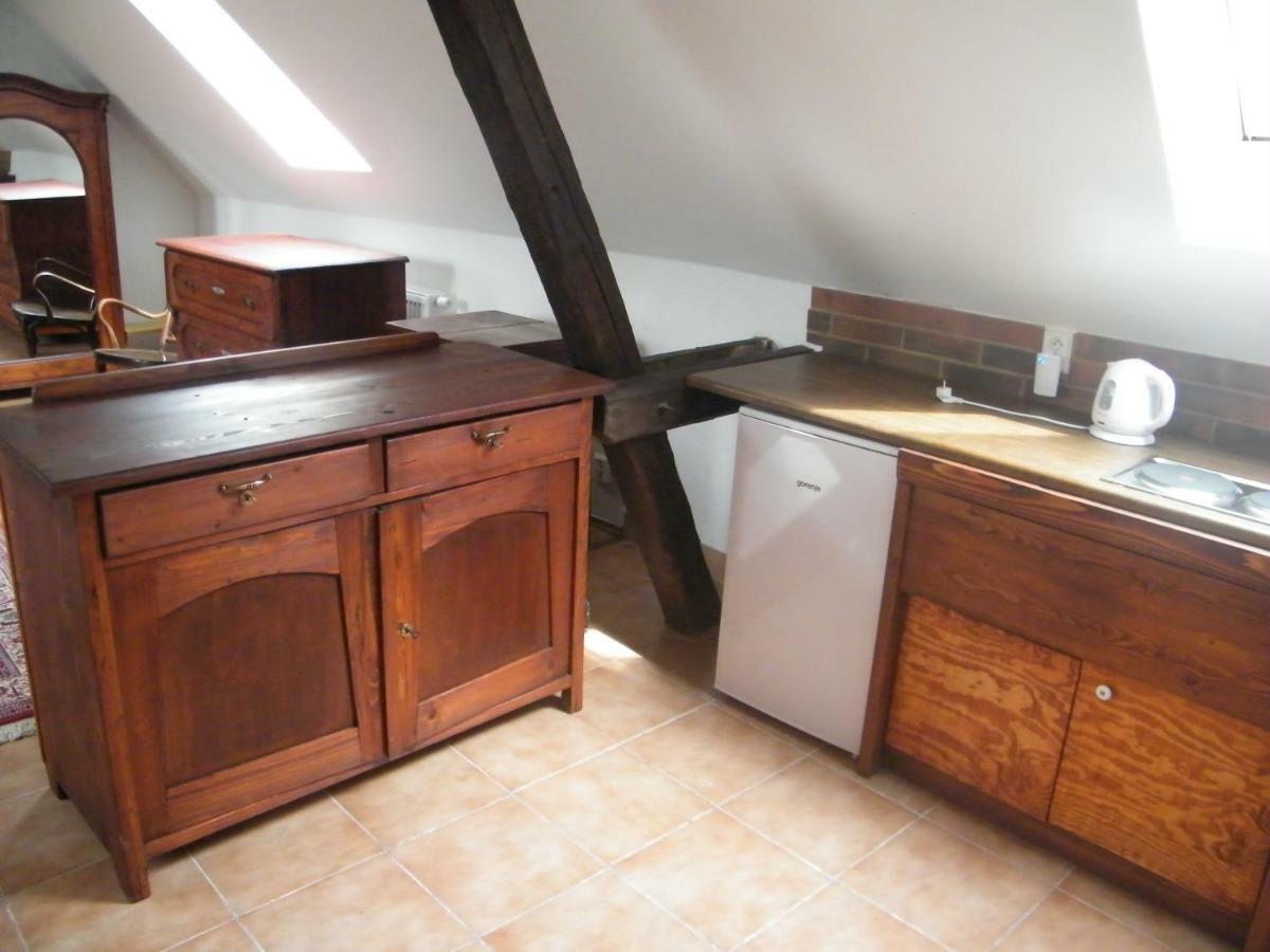 U Slunce Apartment Ostredek Bagian luar foto