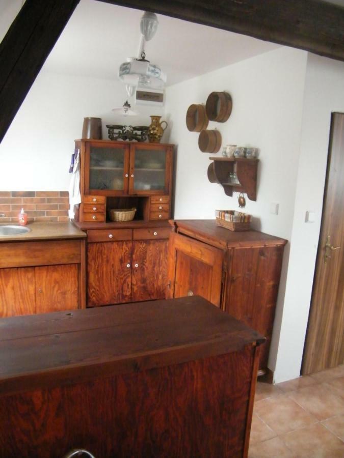 U Slunce Apartment Ostredek Bagian luar foto